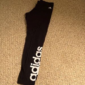 ADIDAS Leggings. GREAT CONDITION! Worn 1x. Size M.